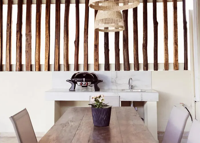 Mnemes Σωζόπολη