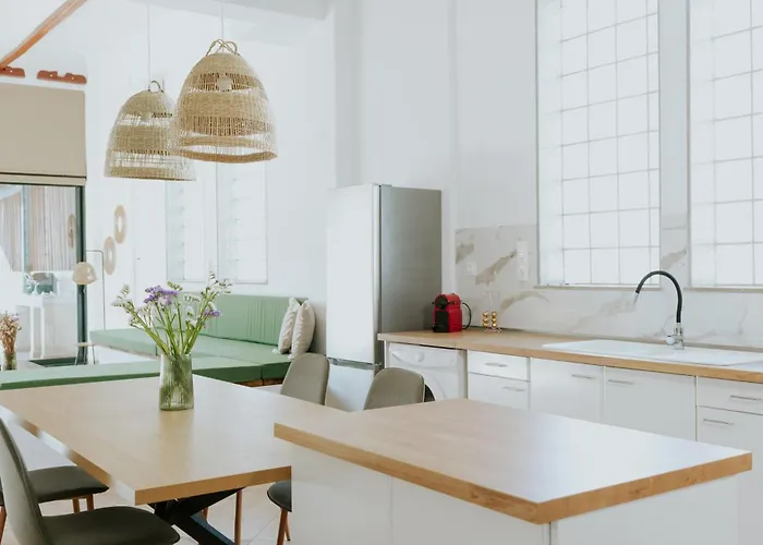 Mnemes * Σωζόπολη